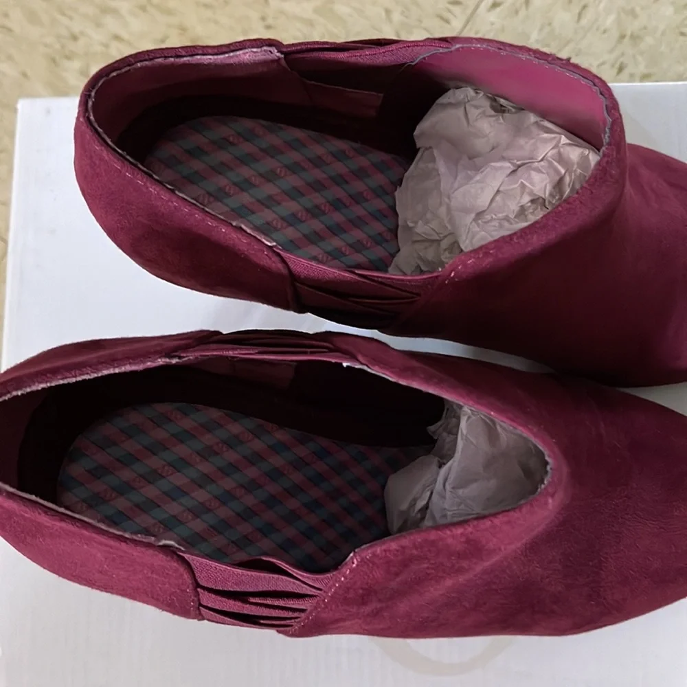 Booties - Picture 5 of 13